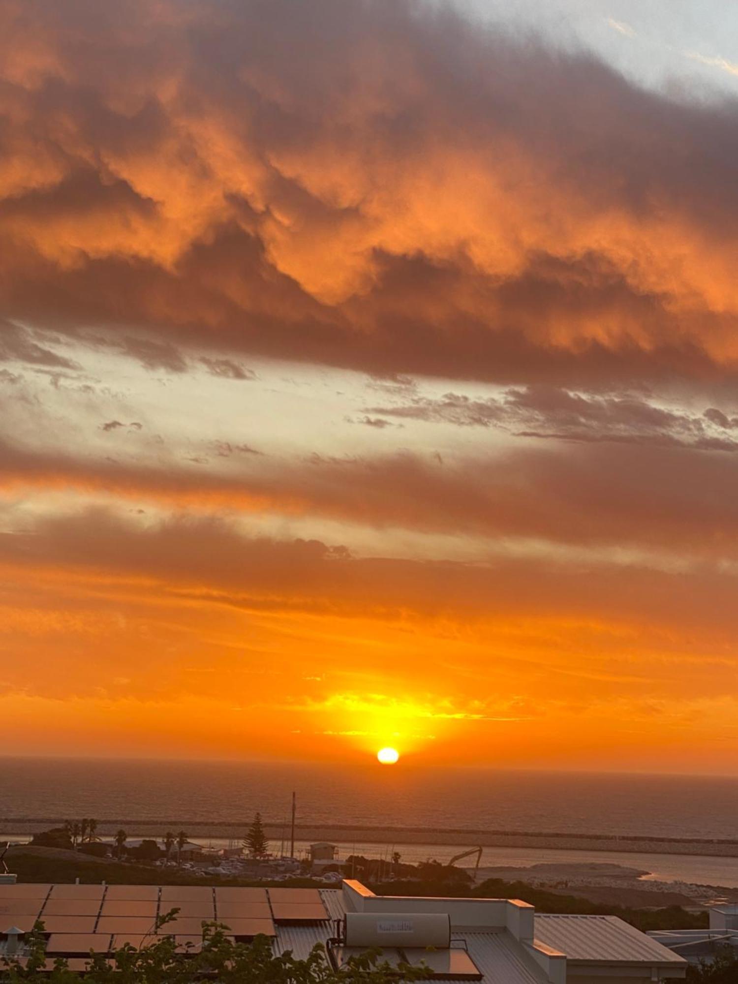 דירות פרת'' Sunny Ocean View Retreat מראה חיצוני תמונה